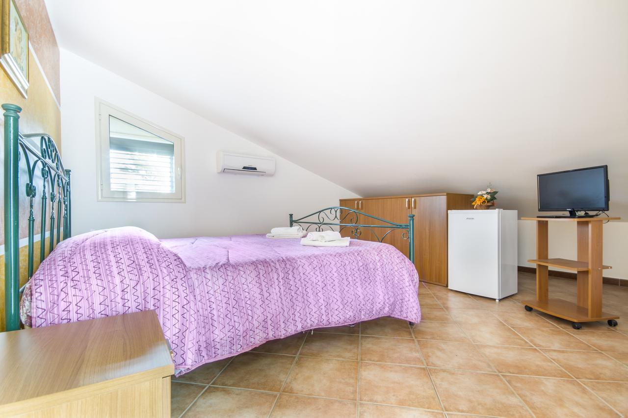 Vacanze Paradise Vicino Cefalu Piscina Aperta *